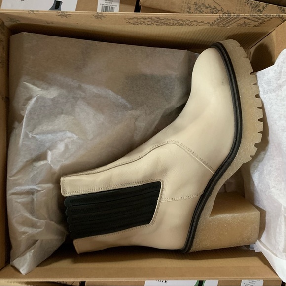 Free People James Chelsea Ankle Boots in White New in Box - Picture 8 of 16